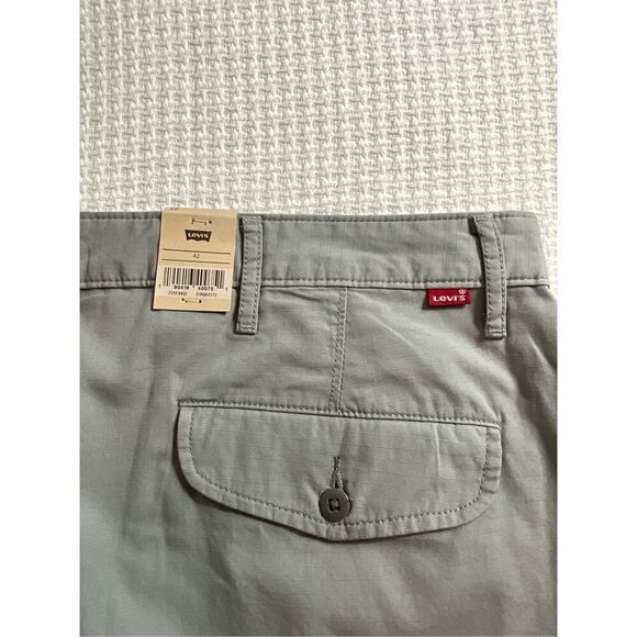 Levi's Mens Size 42 Solid Carrier Cargo Gray Shorts - Picture 5 of 11